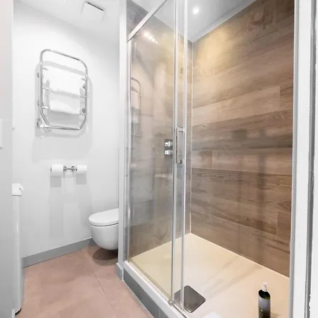 De L'oncle Louis 3* Versailles