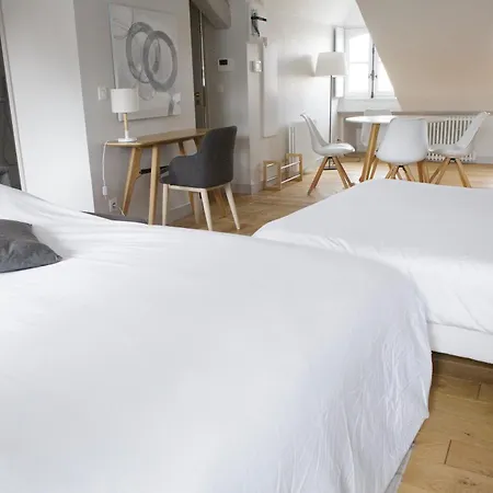 De L'oncle Louis Versailles