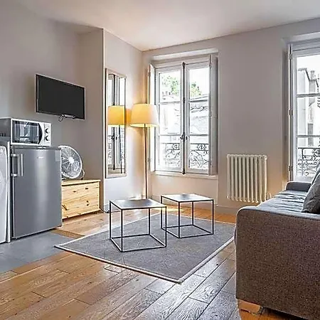 De L'oncle Louis Versailles