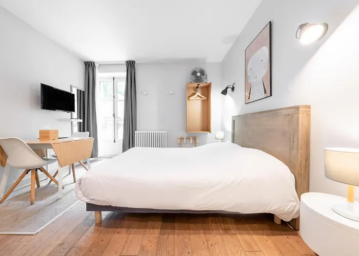 Apartahotel De L'oncle Louis